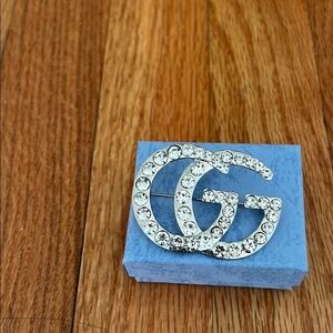 Fashion Jewelry Silver Crystal Brooch